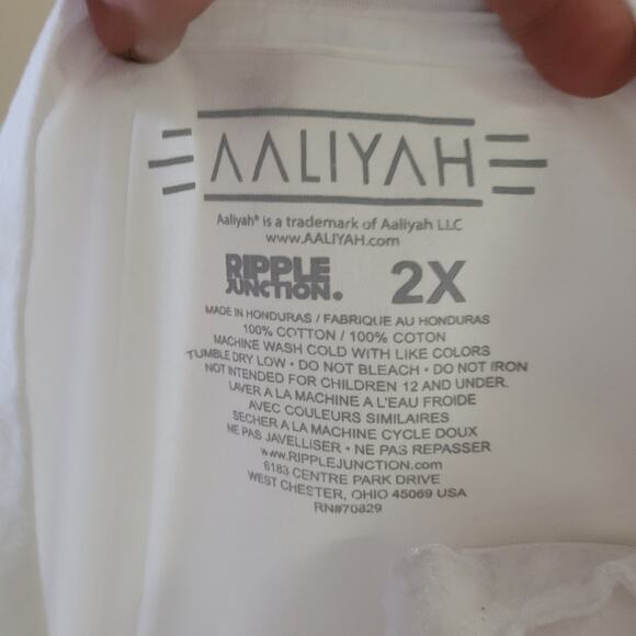 Aaliyah Women's Graphic T-Shirt - Ripple Junction 2XL - Picture 2 of 12